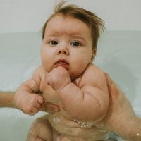Comment choisir la baignoire bébé idéale ?